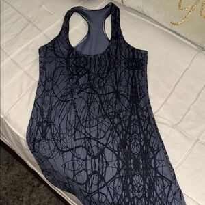Lululemon Black and Gray Patterned Racerback Tank Top